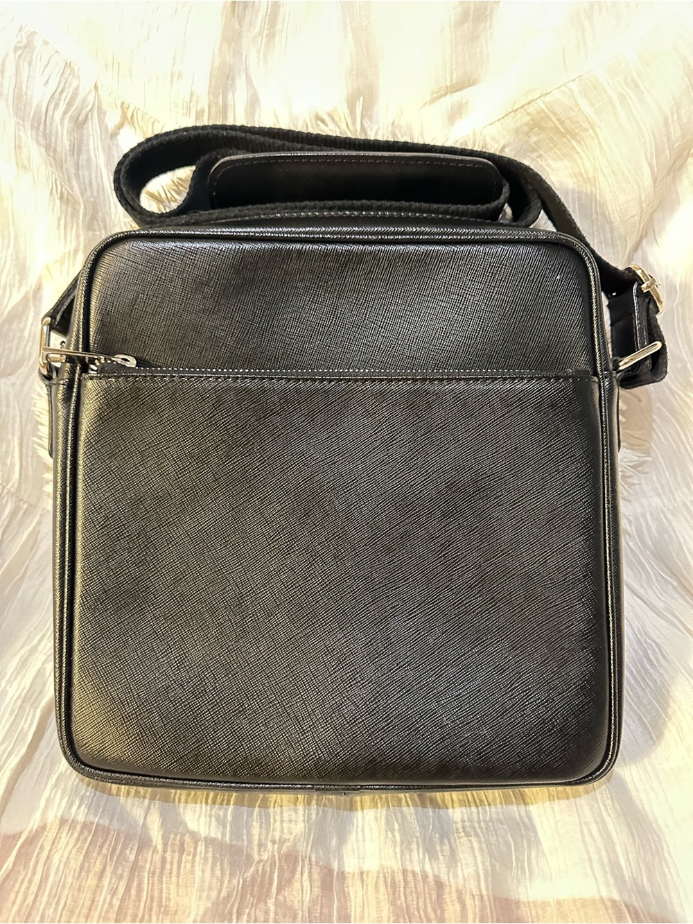 Men's Black Crossbody Shoulder Bag - Classic Minimalist Design
